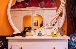 Casa cu spatiu comercial, 210 mp, in zona Rahova