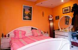 Casa cu spatiu comercial, 210 mp, in zona Rahova