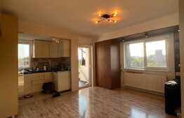 Apartament de 3 camere decomandat, centrala proprie, 76 mp, Vitan