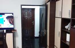 Garsoniera 28 mp, semidecomandata, parter, Piata Delfinului