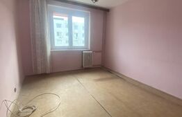 Apartament 4 camere, 78 mp, balcon, Dristor