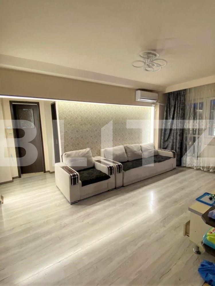 Apartament de vanzare 2 camere, Dristor | Poza1