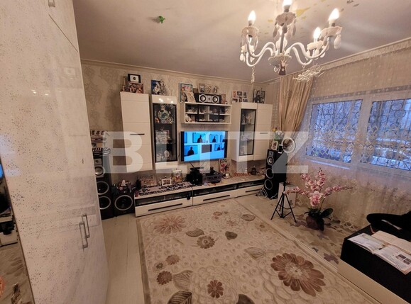 Apartament de vanzare 3 camere, Dristor | Poza1