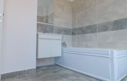 Casa cu 5 camere, 150mp, 250 mp teren, in zona Iancu Nicolae