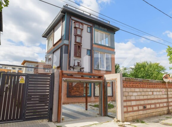 Casa de vânzare 5 camere Pipera - 97499CV | BLITZ București | Poza1