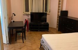 Apartament parizian de 3 camere, 75 mp, 3 balcoane, Radisson