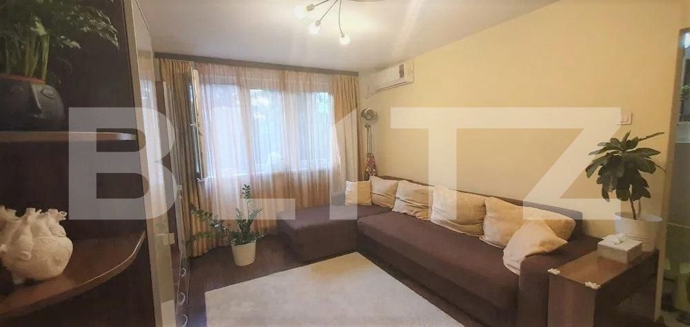 Apartament de vanzare 3 camere, Dristor | Poza2