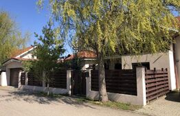 Casa cu 7 camere, teren 990mp, piscina, zona Voluntari