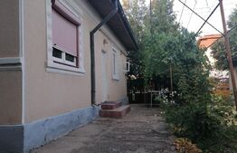 Casa renovabila de 3 camere, teren de 665 mp, zona Tunari