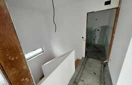 Casa de 5 camere, teren de 500 mp, zona Tunari