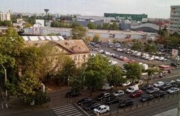 Apartament de 3 camere, decomandat, 76 mp, zona Kaufland Colentina