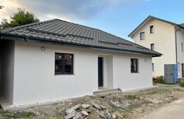 Casa de 3 camere, 70 mp, teren de 200mp, zona Otopeni