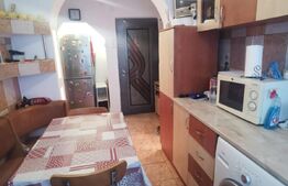 Apartament 3 camere, 55 mp, balcon, zona 1 Mai