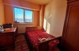 Apartament decomandat, 4 camere, etaj intermediar, Dezrobirii