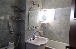 Apartament decomandat, 4 camere, etaj intermediar, Dezrobirii