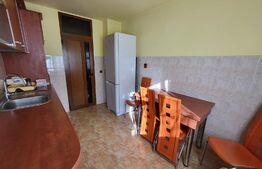 Apartament decomandat 3 camere, 73 mp, etaj 1, Valea Rosie, Imparatul Traian