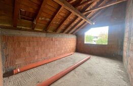 Casa la rosu P+M 140 mp utili, zona Casa Noastra