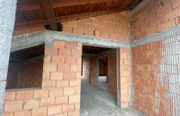 Casa la rosu P+M 140 mp utili, zona Casa Noastra