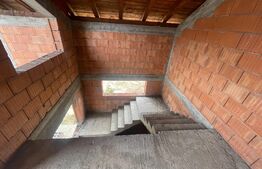 Casa la rosu P+M 140 mp utili, zona Casa Noastra