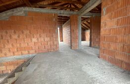 Casa la rosu P+M 140 mp utili, zona Casa Noastra