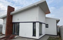 Casa nouă în plan parter racordată la rețeaua de gaze, cu un teren aferent de 385 mp, situată în zona Damila/Selgros 