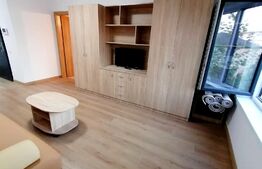 Apartament de 2 camere, centrala termica, parcare privata, zona Centrala