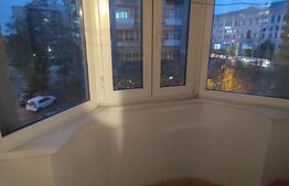 Apartament 3 camere, decomandat, etaj intermediar, zona Teatru ,,Marin Sorescu''