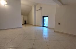 Apartament pe 2 niveluri, 2 camere, 2 bai, zona Biserica ,,Sf. Dumitru''