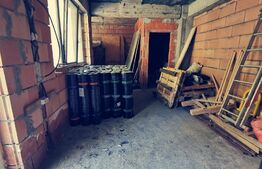 Oferta! 2 Spatii Comerciale, 70 mp utili, 2 locuri de parcare, 1 Mai