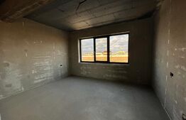 Casă cuplată P + E, 116 mp utili, teren 330 mp, zona Selgros