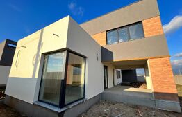 Casă cuplată P + E, 116 mp utili, teren 330 mp, zona Selgros