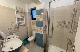 Apartament 3 camere, parcare privata,75mp , zona Amaradia