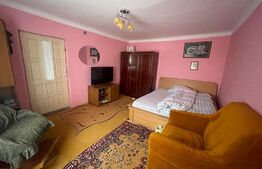 Teren de 682 mp, casa de 55 mp utili, Cernele