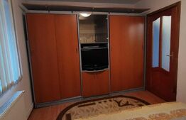 Apartament cu 3 camere, 80 mp, decomandat, 1 Mai