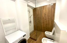 Apartament de 3 camere, centrala termica, parcare privata, zona Centrala