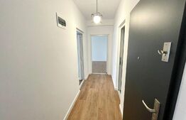 Apartament de 3 camere, centrala termica, parcare privata, zona Centrala