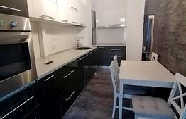 Apartament de 4 camere, centrala termica, prima inchiriere, zona Mercur