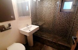 Apartament de 4 camere, centrala termica, prima inchiriere, zona Mercur