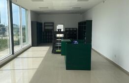 Spațiu comercial 150 mp, teren 712 mp, zona Selgros