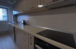 Apartament 3 camere, decomandat, zona centrala