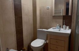 Apartament 3 camere, decomandat, zona centrala