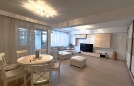 Apartament 3 camere, decomandat, zona centrala