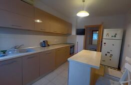 Apartament 3 camere, decomandat, zona centrala