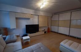 Apartament 3 camere, decomandat, zona centrala