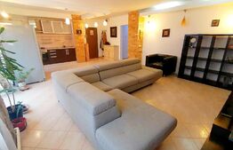 Apartament de 3 camere, centrală termică, prima închiriere, strada Dezrobirii