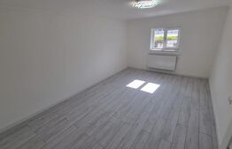 Apartament 3 camere semidecomandat, Centru(Teatru Marin Sorescu)