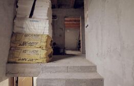 Casa deosebita! P+M 137 mp utili și 400 mp teren, zona Aeroport! 