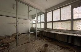 Exclusivitate! Spatiu 580 mp utili, 33 incaperi, 2359 mp teren, Bld. Romanesti