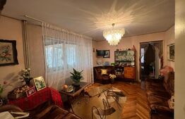 Apartament 3 camere, semidecomandat, etaj 2, zona Piata Mare