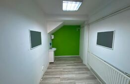 Spatiu comercial, 45 mp, vitrina, zona centrala